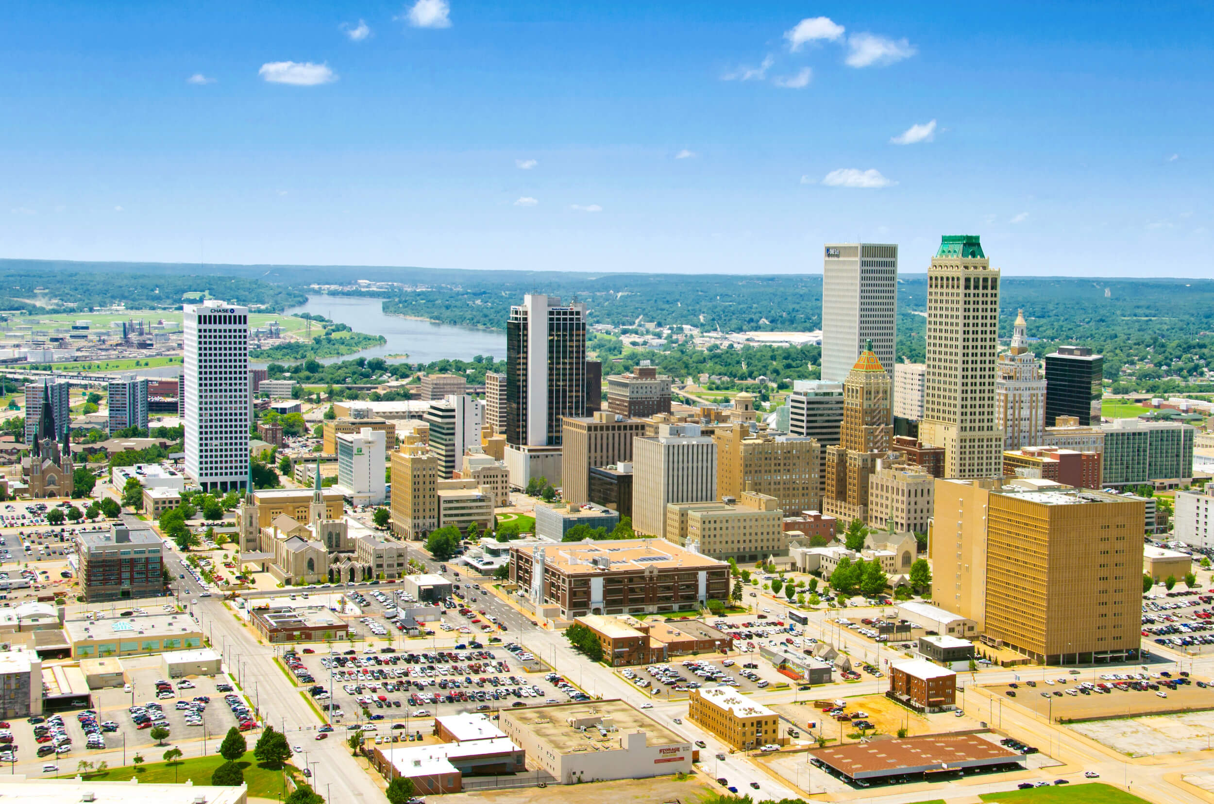 Aerial view of the city skyline in Tulsa, OK.